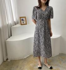 韩系V领花色连衣裙，女装连衣裙，土布鱼