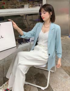 女装