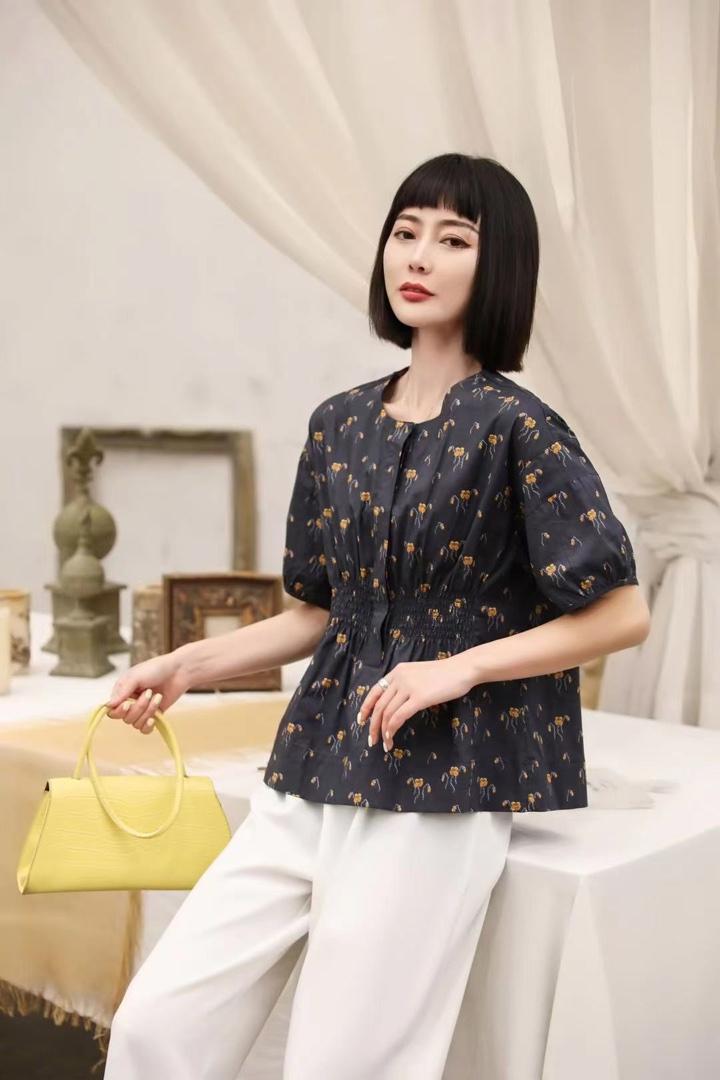 韩版连衣裙女人加休闲连衣裙，女装连衣裙，笛蝶