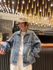 手工订珠牛仔外套，女装，跳跳谷