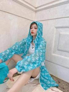 W773欧洲站夏季新款时尚休闲潮接接大版字母印花防晒衣,女装,L·H·X