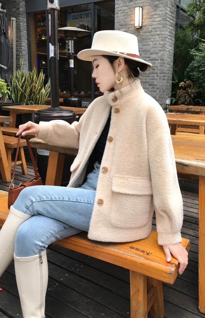 黄金貂简单不挑人，女装，米朵拉