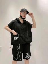 潮牌帽衫，女装，依依莱客