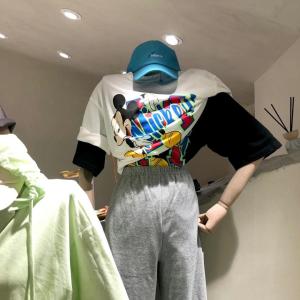 针织印花T恤 韩系 卫衣 衬衫，女装T恤，i-D Sisters