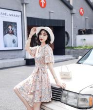 现货夏季新款碎花连衣裙，女装连衣裙，煊芮熙