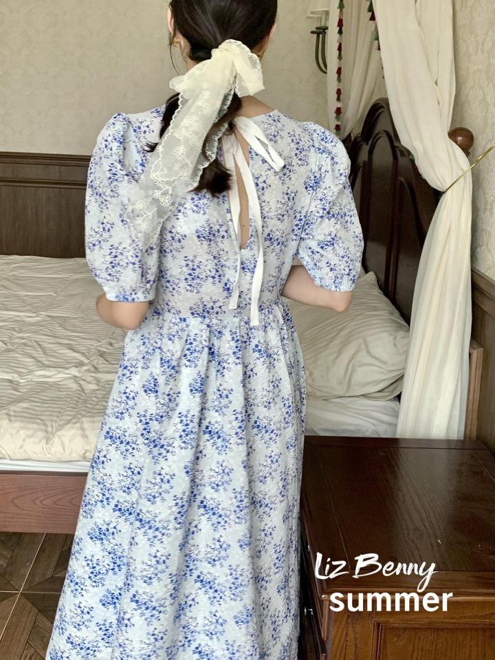 莉泽贝妮 LZBN112021