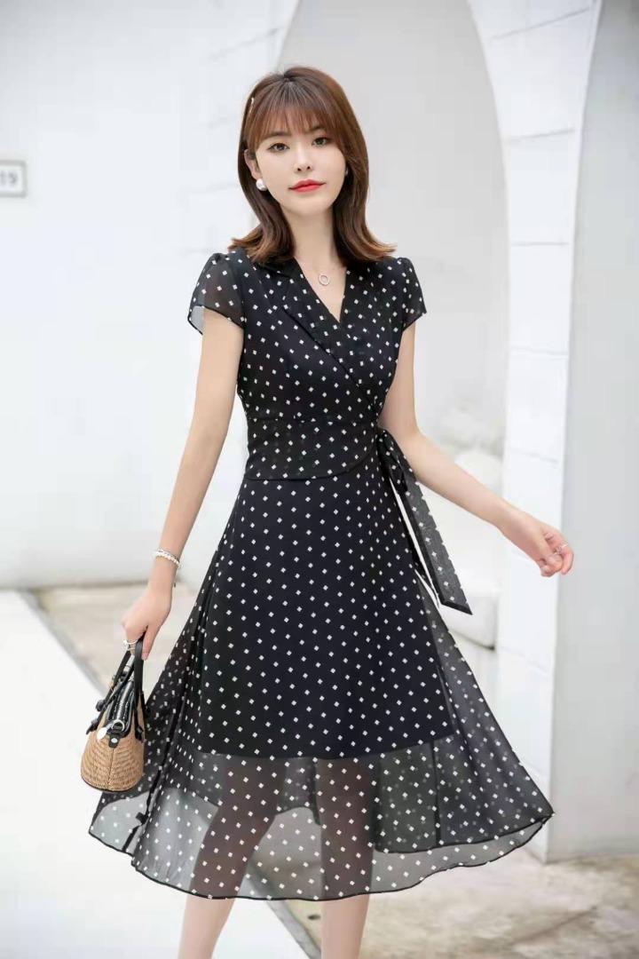 （现货）连衣裙，女装连衣裙，伊娜蕾尔