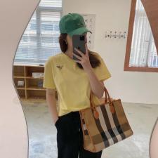 现货，阿M自制易烊千玺同款纹身T。，女装，阿M