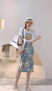 女装