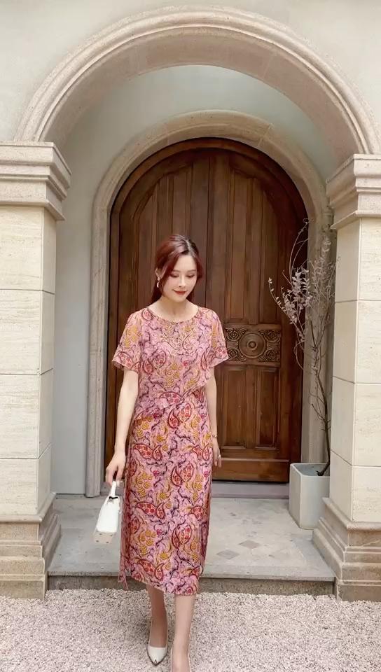夏季新款连衣裙，女装连衣裙，名迅