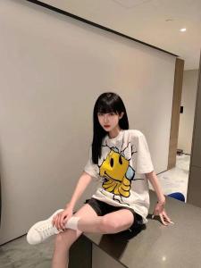 现货，韩版笑脸T～白色，粉色，果绿色～均码,女装,LOVELS