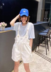 夏季休闲条纹背带短裤,女装,水锦红
