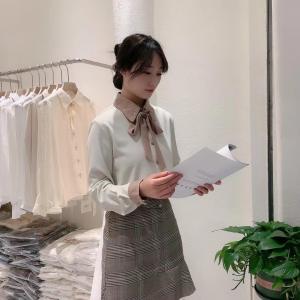拼色绣花气质风衬衫,女装衬衫,麦筱萌