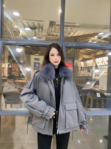 羽绒服，派克服,女装羽绒服,睿·酷貝兒