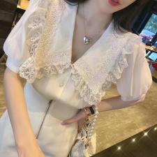 【现货】夏季新款.气质款花边小衫，女装，杏花