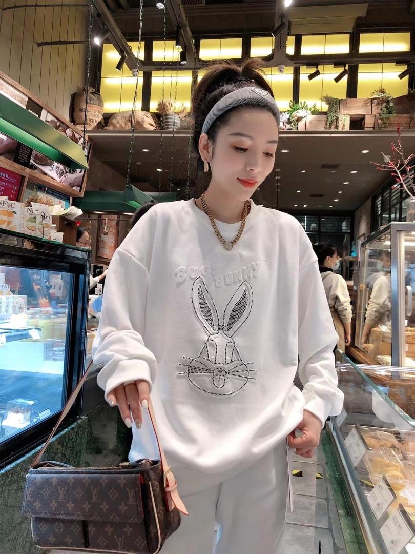 烫钻小兔子卫衣，女装卫衣/绒衫，一杭