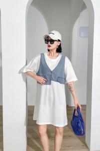 女装