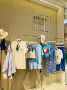 新款到店～陈列,女装,LOVELS