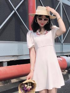 【现货】复古刺绣领连衣裙,女装连衣裙,ONE