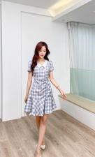 夏季新款格子连衣裙，女装连衣裙，樱·之秀
