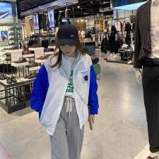 韩版2021夏季时尚休闲字母长?拉链棒球服开衫防晒外套，女装，L·H·X