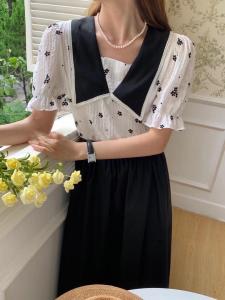 2021夏季新款黑领子绣花小清新上衣小衫,女装,千衣百顺