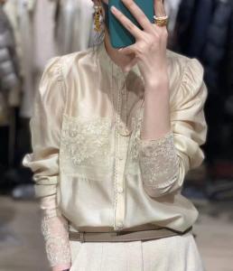 大，口袋蕾丝上衣,女装,哥卓