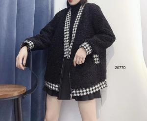 【现货】颗粒绒皮毛一体外套，女装，億亿铭品