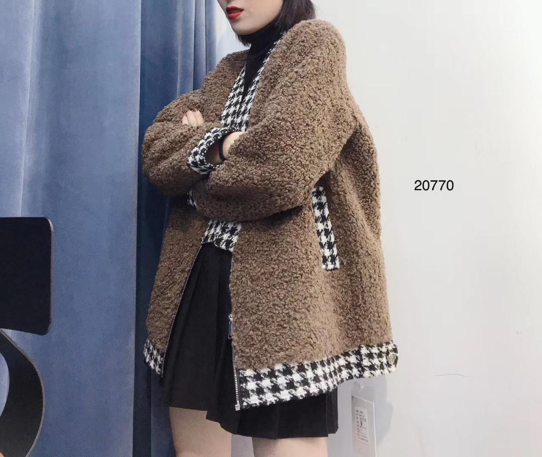 【现货】颗粒绒皮毛一体外套，女装，億亿铭品
