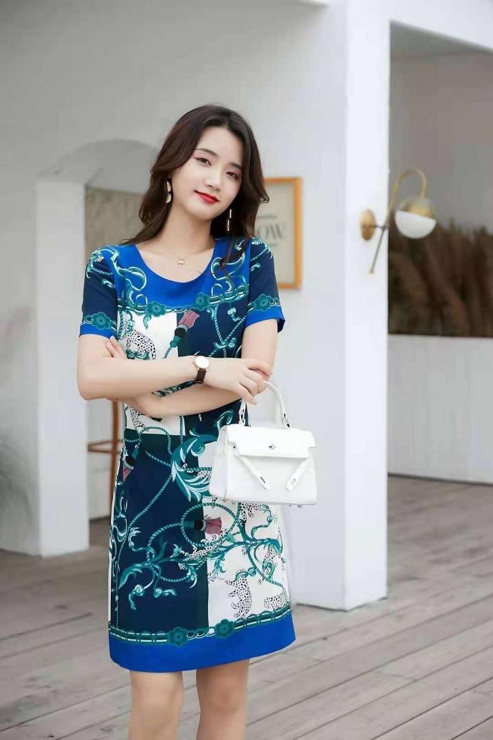 定位花连衣裙，女装连衣裙，茜茜靓点