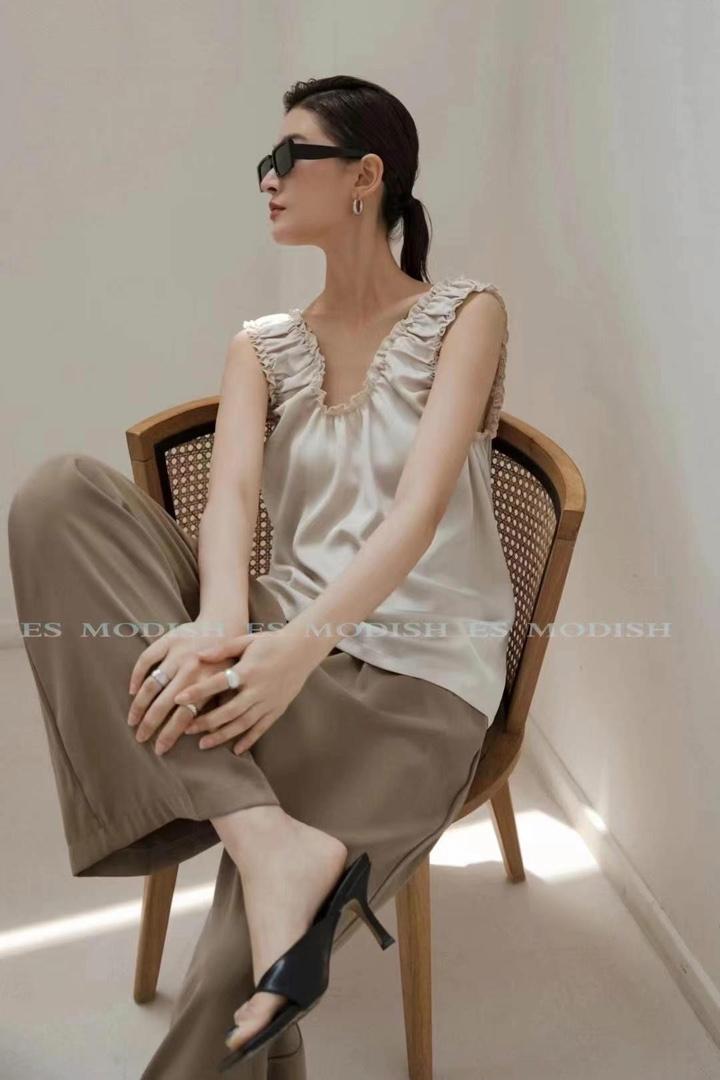 无袖背心面料很舒服，女装背心吊带，ES MODISH
