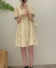 【现货】夏季新款韩版黑边欧纱连衣裙，女装连衣裙，one&two