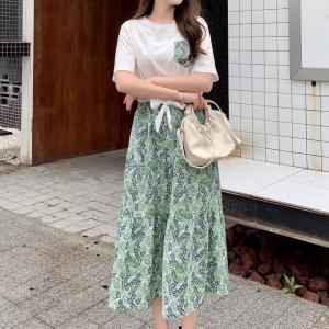 女装
