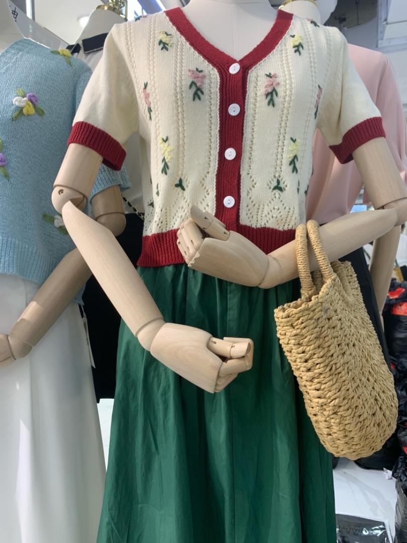 针织短袖够花，女装，优衣尚