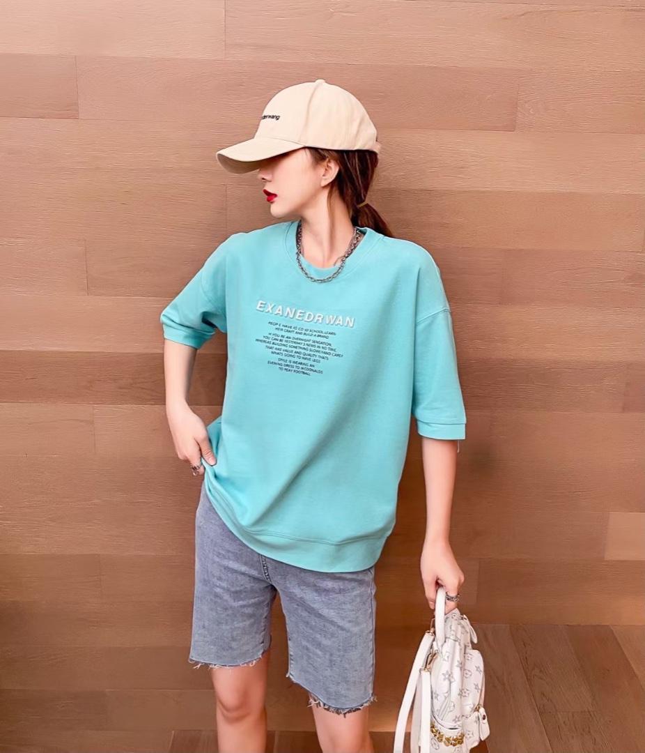 夏季新款—圆领立体字母卫衣，女装卫衣/绒衫，E·贝空间TM