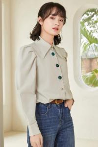 衬衣两色两个码，还有米白色,女装,衣例