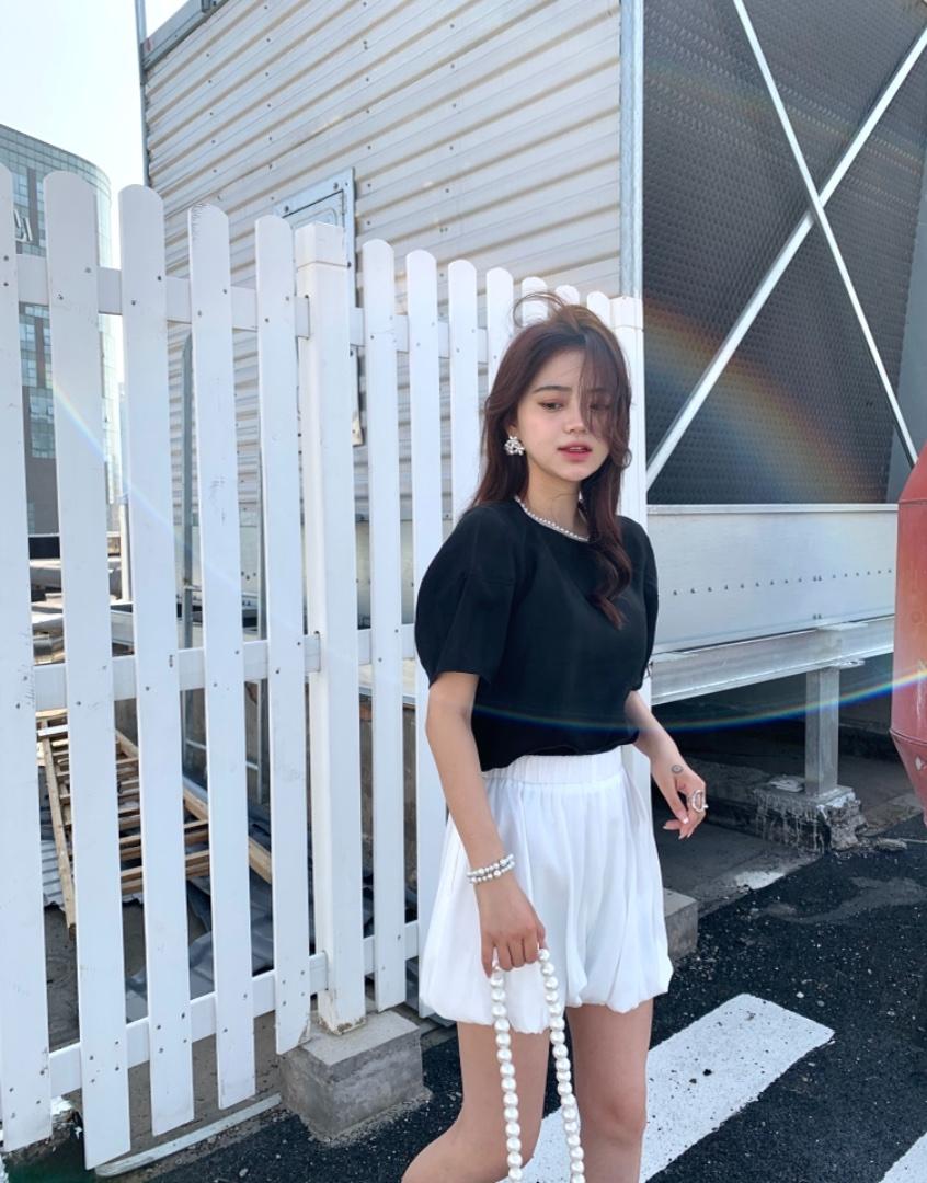 夏季新款韩版短袖上衣，女装，邱小姐