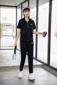 现货供应：冰丝休闲套装M一XXL,女装套装/套裙,拉思维加丝