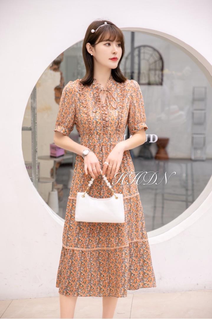 【现货】夏季新款女装修身显瘦连衣裙，女装连衣裙，红火丹妮