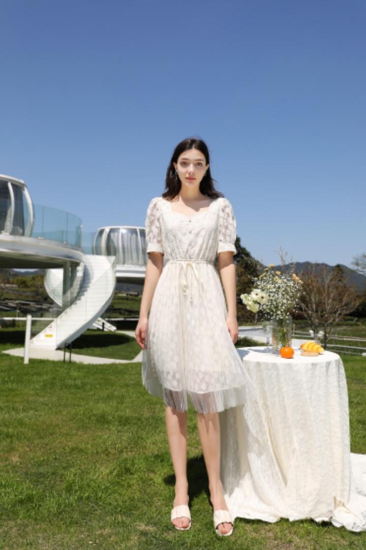 夏季新款气质网纱蕾丝连衣裙，女装连衣裙，忆思妤