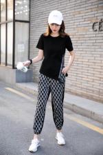 现货供应：休闲时尚套装M一XXL，女装套装/套裙，拉思维加丝