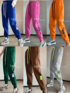 色彩斑斓的卫裤,女装休闲裤,UP+
