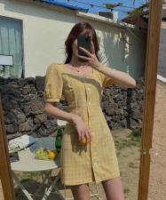 【现货】2021夏季新品夏日清新甜美格纹修身连衣裙，女装连衣裙，意格