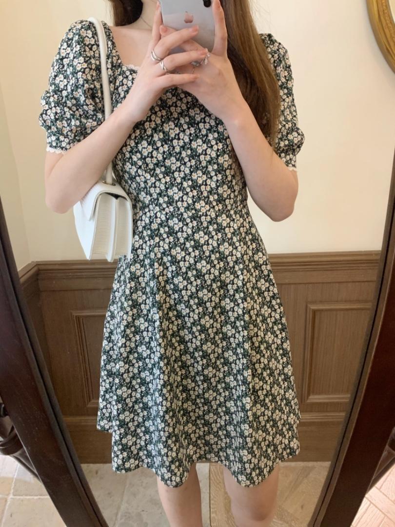 现货独屿夏季碎花连衣裙，女装连衣裙，独屿