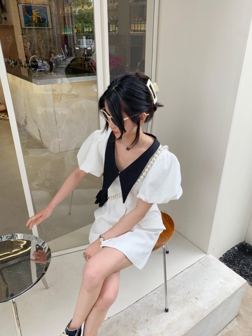 尖领连衣裙，女装连衣裙，莫娜NORA