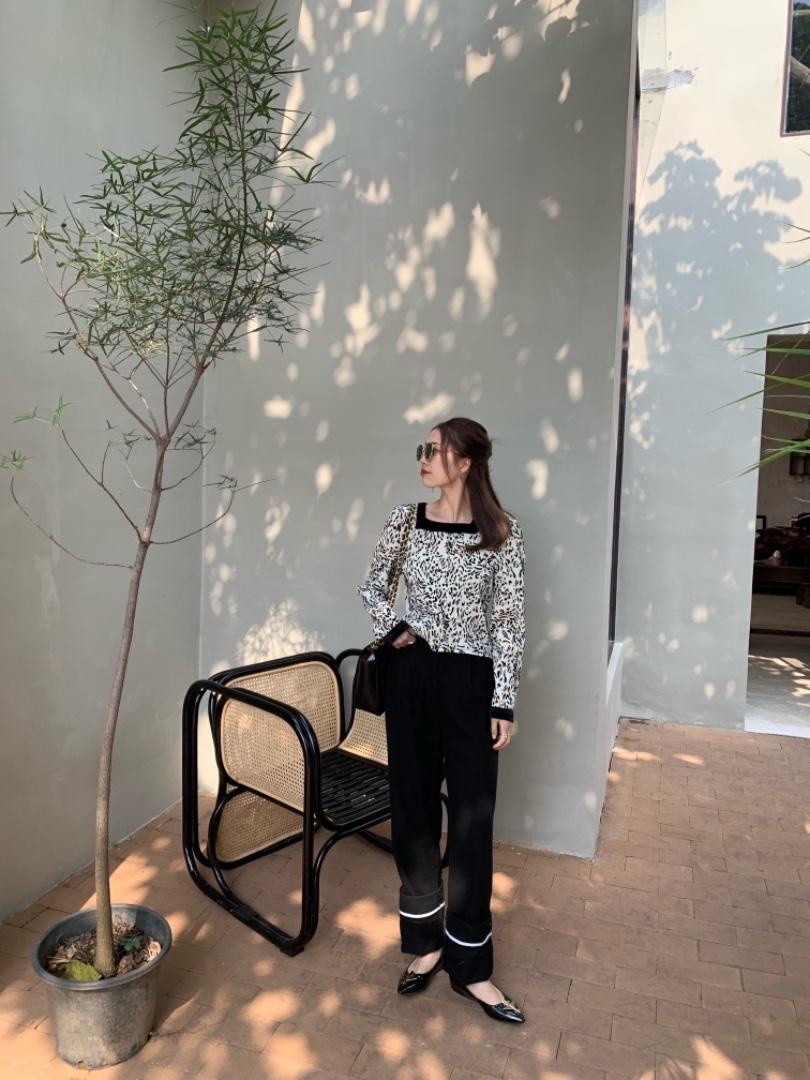 黑白方领上衣，女装，莫娜NORA