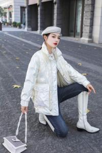 2038款羽绒服,女装羽绒服,依柏璐