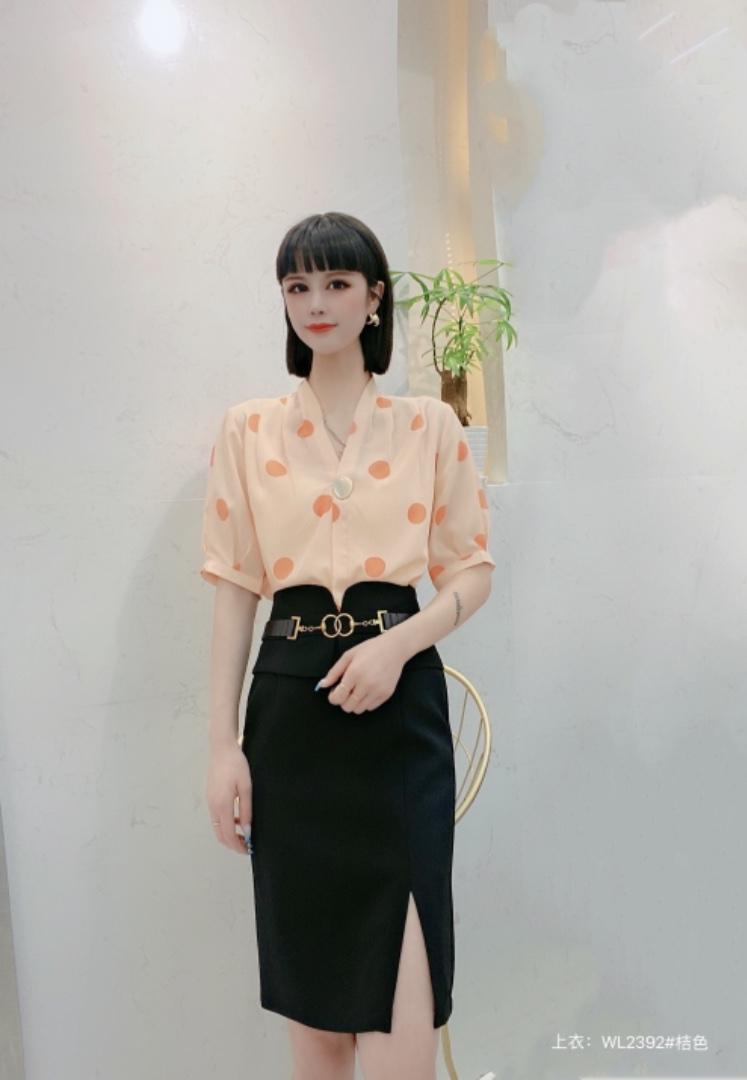 2021夏季新品大量现货供应，女装，红.炫影