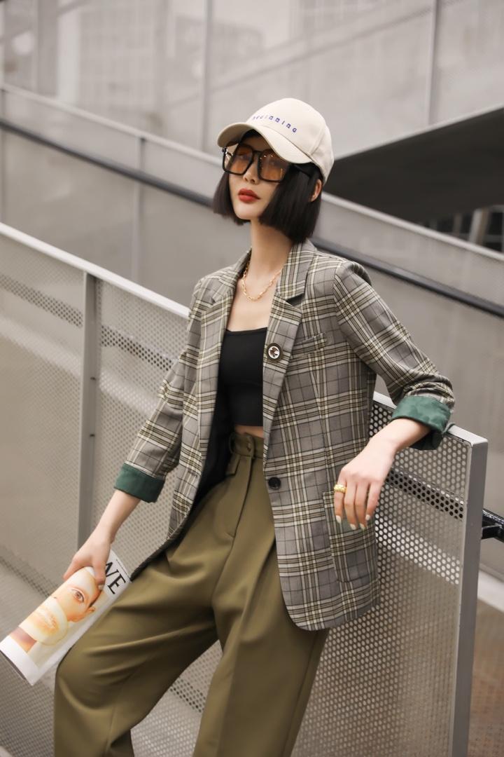 春季时尚九分袖休闲西装，女装西装，茗格拉