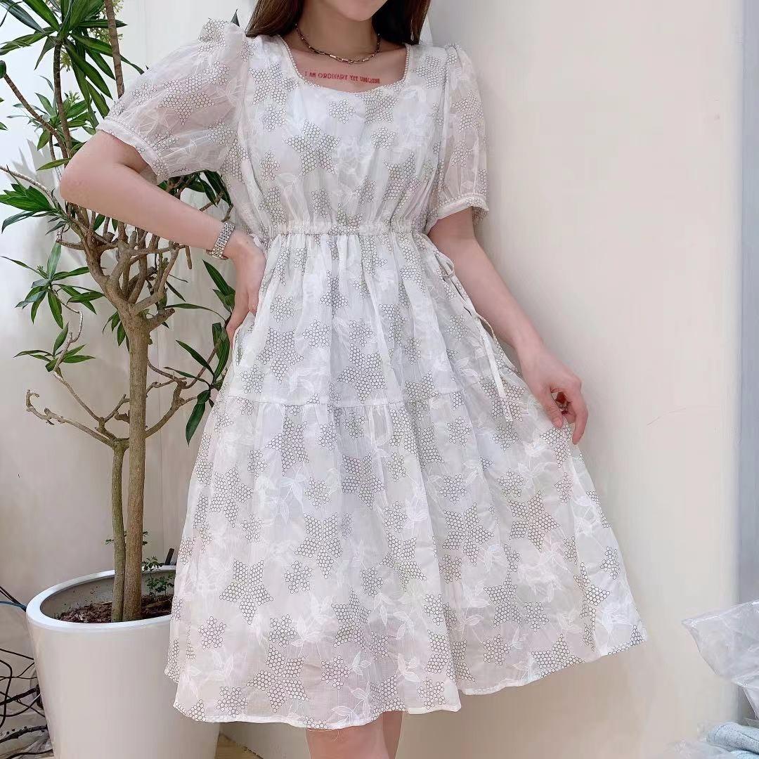 现货夏季新款印花连衣裙，女装连衣裙，薇化